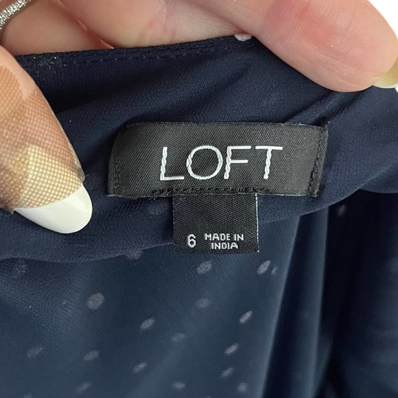 LOFT Polka Dot Wrap Ruffled V-Neck Romper in Navy & White Size 6 Skort Dress - Picture 15 of 16